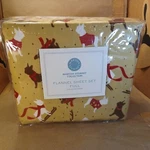 Martha Stewart Collection Full Flannel Sheet Set Puppy Love Dogs In Sweaters. Fixed Price $77.98.