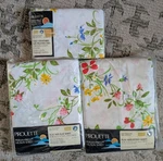 Vtg Nos Sears Perma Prest Muslin Full Flat Fitted Pillowcases Sheet Wild Flowers. Fixed Price $35.00.