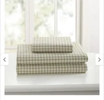 Laurel & Mayfair 250TC 100% Cotton Percale Gingham Print Sheet Set, Queen, Green. Fixed Price $34.00.