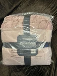 New Berkshire Blanket W/edging Sz King. 110 X 90 Inches. Fixed Price $35.99.