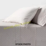 400 Thread Count Christmas Holiday Performance Sheet Set Winter Scene Threshold. Fixed Price $40.00.