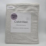 Calvin Klein Queen Sized Sheet Set 300 Tc 100% Cotton Green Basketweave 4PC. Fixed Price $84.95.