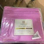 Clara Clark Deluxe Sheet Set Premier 1800 Collection Queen. Fixed Price $21.00.