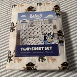 Jay Franco & Sons Halloween Bluey Bingo Kids Twin Size Sheet Set 3 Piece White. Fixed Price $24.50.