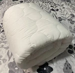 New! Utopia Bedding White Soft Quilted Fitted Queen Mattress Pad Cover. Fixed Price $18.00.