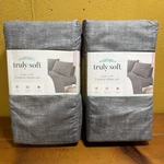 Truly Soft 2 Sheet Set Hypo-allergenic Size Twin Gray & White New. Fixed Price $25.00.