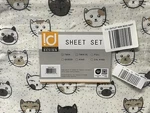 Intelligent Design Novelty Printed Flannel 3-PC. Sheet Set, Twin Bedding New. Fixed Price $32.00.