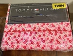 Tommy Hilfiger Jenna Pink 100% Cotton Twin Flat Sheet 2003. Fixed Price $17.00.