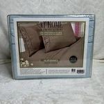 Home Ultimate Luxury Super Soft Microfiber Full Sheet Set. Fixed Price $30.00.