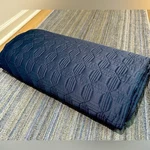 Simply Vera Wang Queen Coverlet Quilt Blanket Blue Geometric 92X96 Excellent. Fixed Price $65.00.