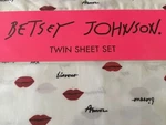 Betsey Johnson Twin Sheet Set Lipstick Red Kisses ----too Cute!. Fixed Price $24.94.