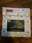 Cynthia Rowley Queen Sheet 4 Piece Set Halloween Ghost With Pumpkin. Fixed Price $45.00.