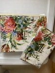 New Ralph Lauren Belle Harbor White Red Floral Fitted Sheet - Twin. Fixed Price $250.00.