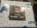 Nfl Detroit Lions 4 Piece Twin Sheet Set Scattered. Fixed Price $45.00.