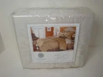 Martha Stewart Bedford Flowers Queen Sheet Set Cotton Embroidered 300TC. Fixed Price $89.00.