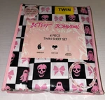 Betsey Johnson Halloween 4 Piece Twin Sheet Set Skulls Pink Black Bows Ghosts. Fixed Price $27.50.