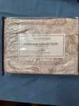Southshore Premium Collection Sheet Set Size Queen. Fixed Price $32.00.