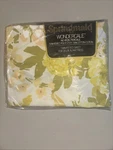 Vintage Springmaid Wondercale 50/50 Twin Fitted Sheet No Iron Illusions Floral. Fixed Price $12.00.