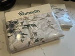 2 New Vintage Wamsutta Queen Size Flat Sheets White With Flowers Tara Iii. Fixed Price $80.00.