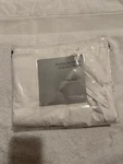 Hudson Park Italian Linens W/ Sateen Cuff Percale Queen Flat Sheet White. Fixed Price $32.00.
