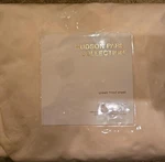 Hudson Park Collection 600 Thread Count Queen Fitted Sheet In Ivory. Fixed Price $49.99.