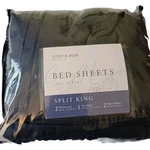 Cozy House Set Of Split King Bed Sheets 1500 Series Piece Navy Blue. Fixed Price $35.00.