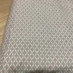 Croft And Barrow Queen Size 100% Polyester Geometrical White/gray Flat Sheet. Fixed Price $10.99.