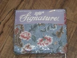 Signature 3-PIECE Twin Sheet Set New. Fixed Price $19.99.