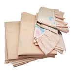 Twin Peach Vtg Jc Penney Bed Sheets Flat & Fitted 2 Matching Ruffle Pill Cases. Fixed Price $32.00.