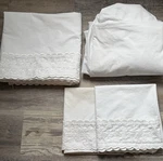 West Point Stevens Scalloped Eyelet White Lace Trim King Sheet Set Pillowcases. Fixed Price $99.89.
