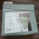 Tahari Queen 4 Piece Sheet Green. Fixed Price $58.99.