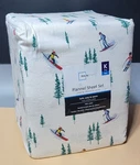 Mainstays 4 Piece Vanilla Dream Skiers Flannel Sheet Set. Size: King -brand New. Fixed Price $37.99.