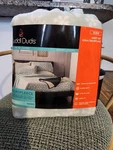 Cuddl Duds Microfleece Queen Sheet Set - Snowflake. Fixed Price $36.25.