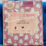 Betsey Johnson 6 Piece Queen Sheet Set Pillowcases Halloween, Style Hey Boo Pink. Fixed Price $55.00.