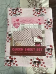 Hello Kitty Queen Sheet Set Pink, Hearts/love. Bnwt. Fixed Price $25.00.
