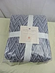 Northern Nights 100% Cotton Printed Chevron Blanket Blue / White King. Fixed Price $27.95.