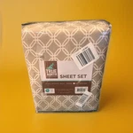 True North By Sleep Philosophy Flannel Sheets King Size, Cozy 100 Cotton. Fixed Price $47.99.