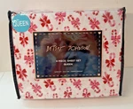 Queen Size Sheet Set Betsey Johnson Christmas Holiday Candy Canes 4 Piece. Fixed Price $45.99.