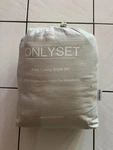Onlyset Pure Luxury Sheet. Fixed Price $25.00.