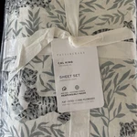 Pottery Barn Sheet Set Tiger Organic Percale King 4 Pcs New Nwt. Fixed Price $189.00.