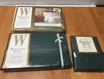 Wamsutta Elite Pinpoint Sateen King Sheet Set 250 Thread Count Ivory & Spruce. Fixed Price $99.99.