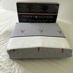 Tommy Hilfiger Twin Extra Long Sheet Set With Stirpes Lobsters. Fixed Price $35.00.