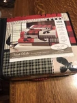 Virah Bella Lodge Life 4-PIECE Queen Sheet Set. Fixed Price $25.50.